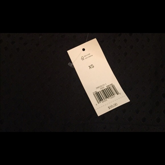 Banana Republic Black Mesh Pocket Tank XS! - Picture 2 of 6